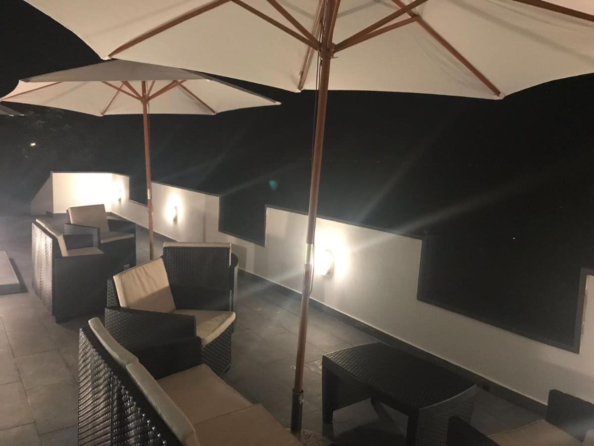 Luxury Suite Terrazze E Vista Mare 陶尔米纳 外观 照片