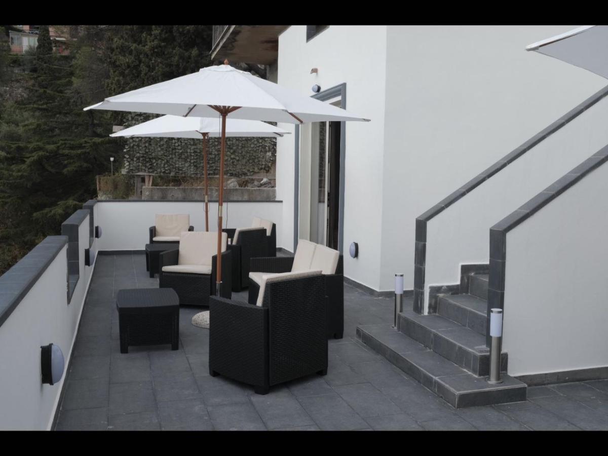 Luxury Suite Terrazze E Vista Mare 陶尔米纳 外观 照片
